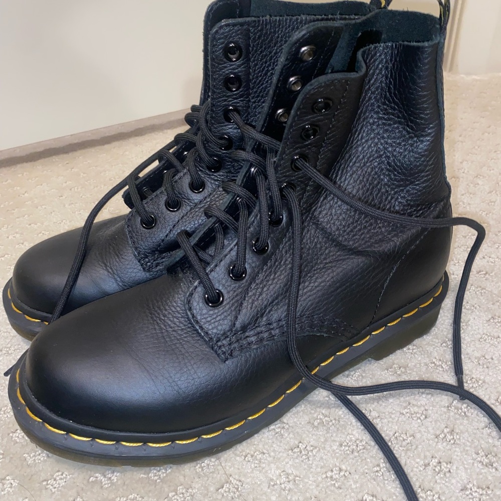 Dr. Martins